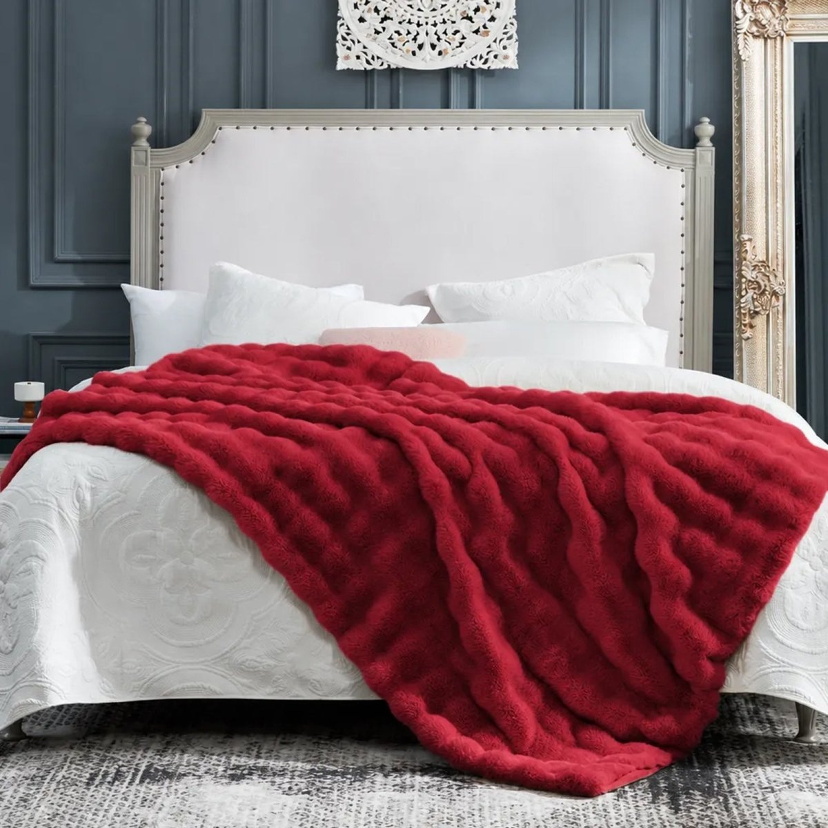 #color_Christmas Red