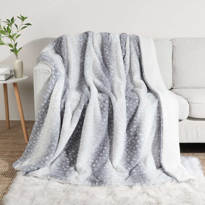 white faux blanket