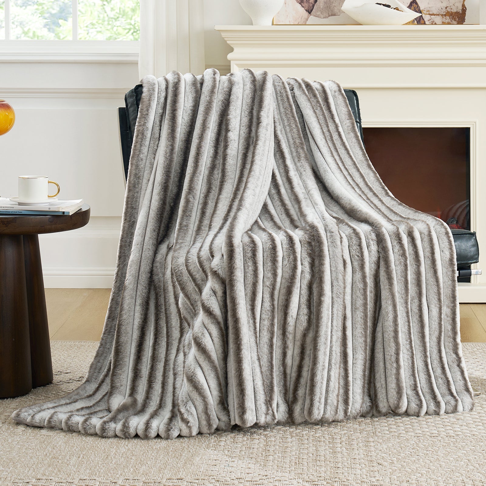 #color_Grey Stripe