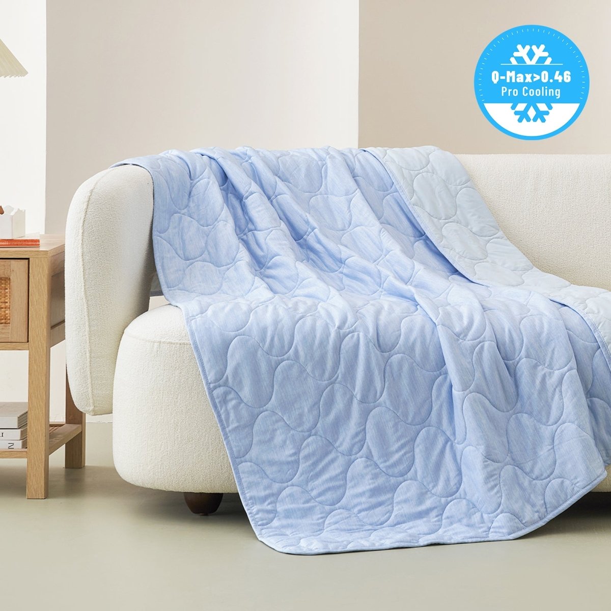 Cool Blue Cozy Bliss dual-sided pro cooling comforter front view. #color_Cool Blue