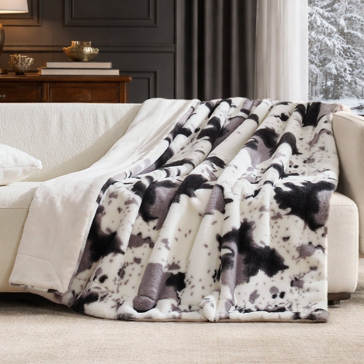 Cozy BlissBlack/Grey Cow